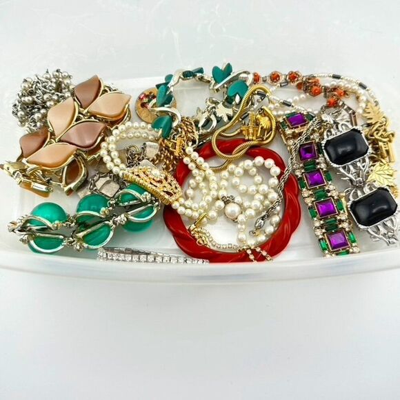 Vintage Bracelet Lot Bundle - Picture 9 of 9